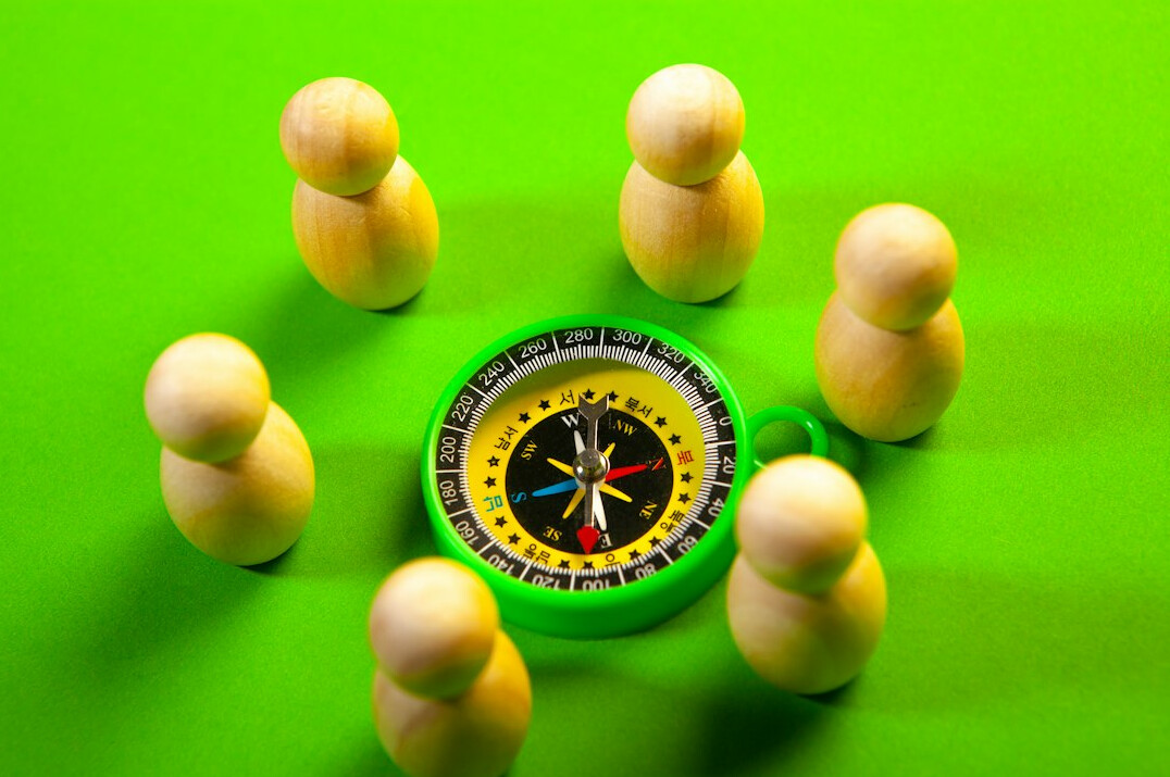 effective leader inspiring team